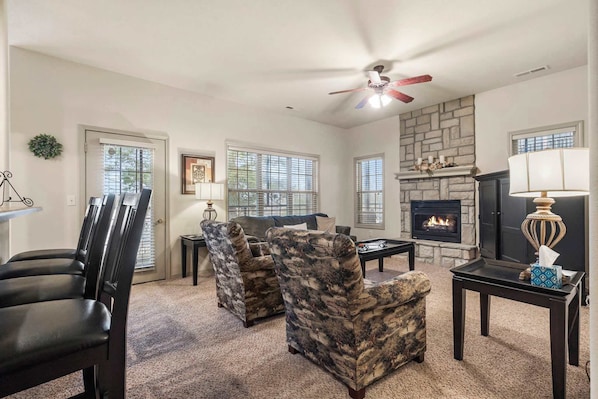 Condo, Multiple Beds, Patio, Garden View (Silver Dollar Hideaway) | Living area | 42-inch flat-screen TV with digital channels, fireplace