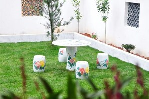 Unclassified image, 3 of 37, button - Huashu Theme Inn (Wuyuan)