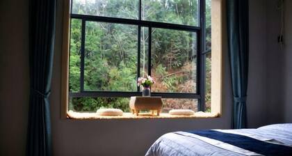 Huashu Theme Inn