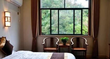 Huashu Theme Inn