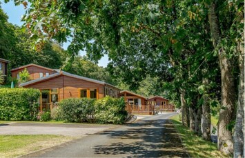Just 22 lodges nestled on the Cornwall Devon border, just 10 minutes from Bude