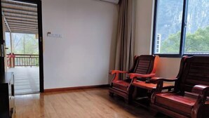 Ảnh chưa phân loại, 2 trong số 37 ảnh, nút