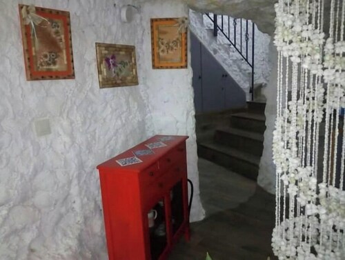 Mirasierra Cave