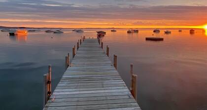 Maine Stay Lake House-limit12 4 Bedroom Home by Redawning