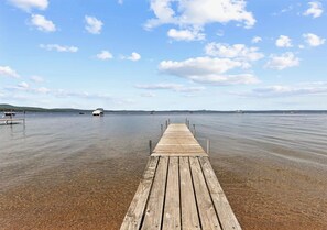 House, 4 Bedrooms | Beach | Beach nearby - Maine Stay Lake House-limit12 4 Bedroom Home by RedAwning (Sebago)