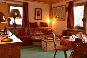 Interior - 150m from shops, 4th floor, balcony, ski locker, 41m², Méribel (Méribel - Les Allues)