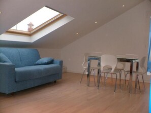 Living area - Eight - Two-room apartment in Alassio (Alassio)