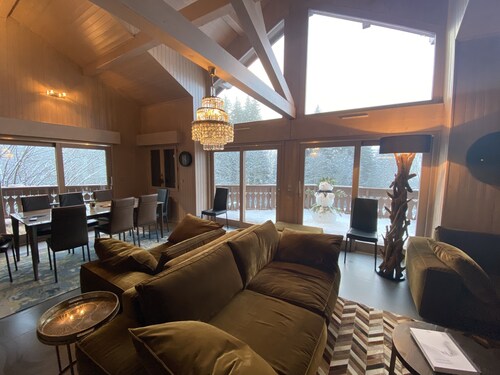 Family Chalet close to ski tracks in les Gets / Portes du soleil
