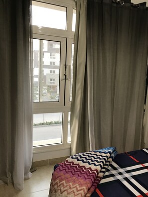 2 عدّة غرف نوم