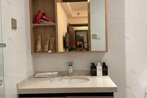 Room - Wangfu Hotel (Yuzhong Ancient City Branch) (Langzhong)