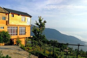 Exterior - Tianpan Renjia Manor (Honghe County)