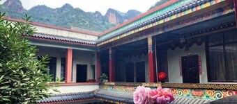 Zixin Space Leisure Hotel