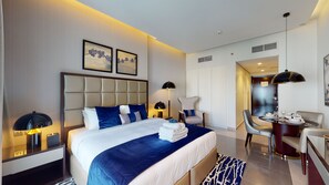 Comfort Apartment | 1 bedroom, in-room safe, laptop workspace, iron/ironing board - Majestine 1617 (Dubai)