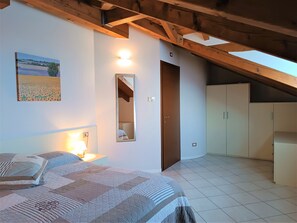 Apartment | 2 Schlafzimmer, hochwertige Bettwaren, Schreibtisch