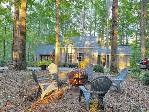 Secluded Creekside Luxury Cabin Callaway Gardens/FDR/Poplar Place Farm