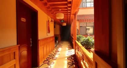 Norbu Serwo Hotel
