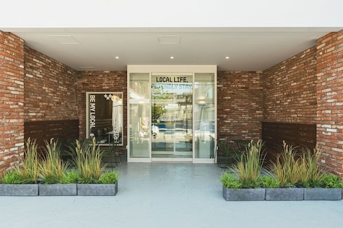 Sinchon Localfriends Hotel