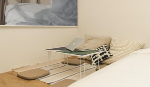 1 chambre, bureau, espace de travail pour ordinateur portable