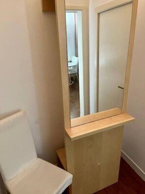 Interior - David's Room: City Apartment (Lecce)