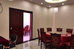 Restaurant - Junlong Holiday Hotel (Dafang)
