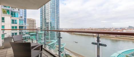 Basic Apartment, Multiple Beds | Property grounds