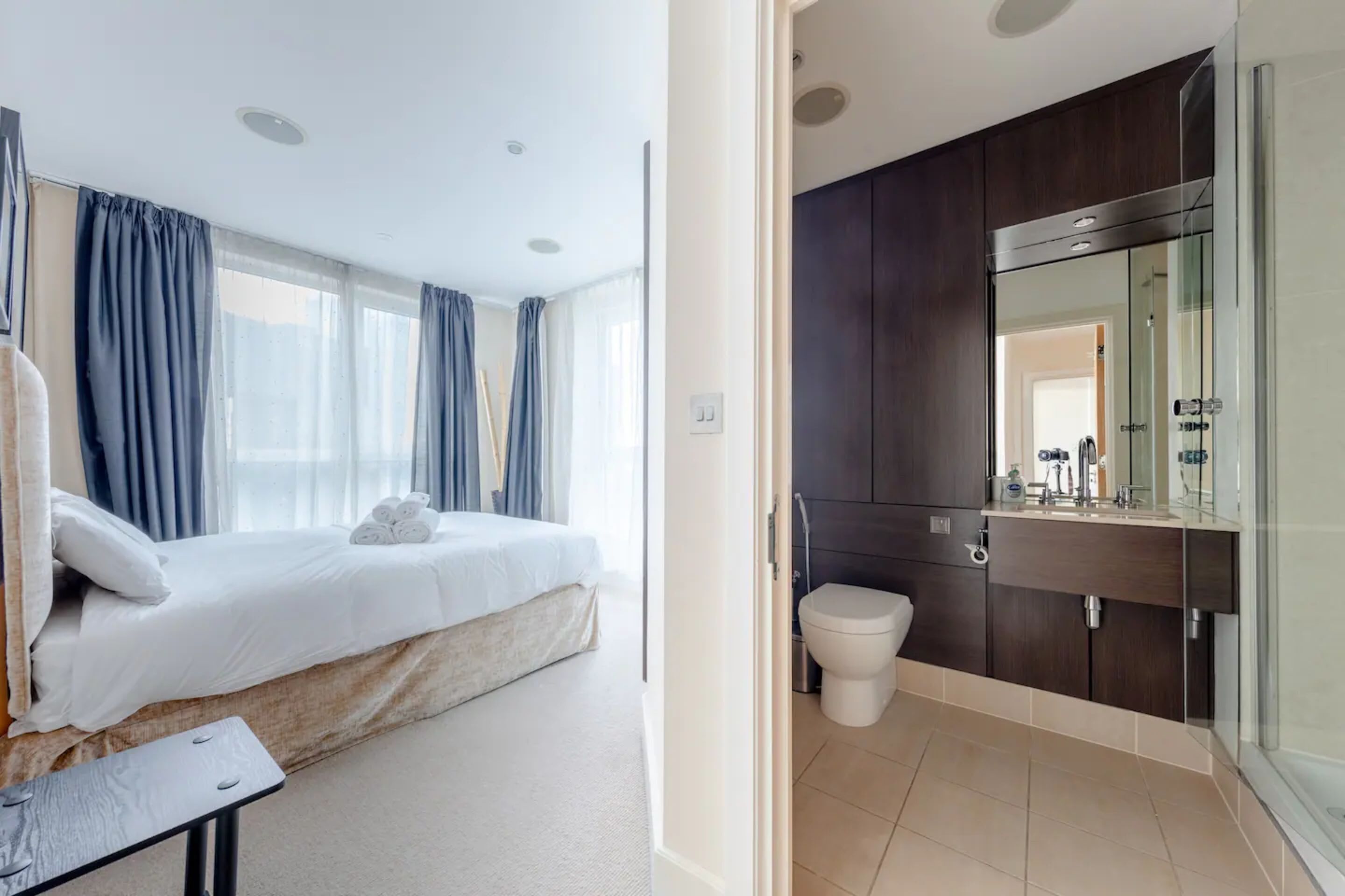 Basic Apartment, Multiple Beds | 3 bedrooms, bed sheets