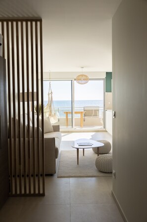 Living area - Sea view studio (Palavas-les-Flots)