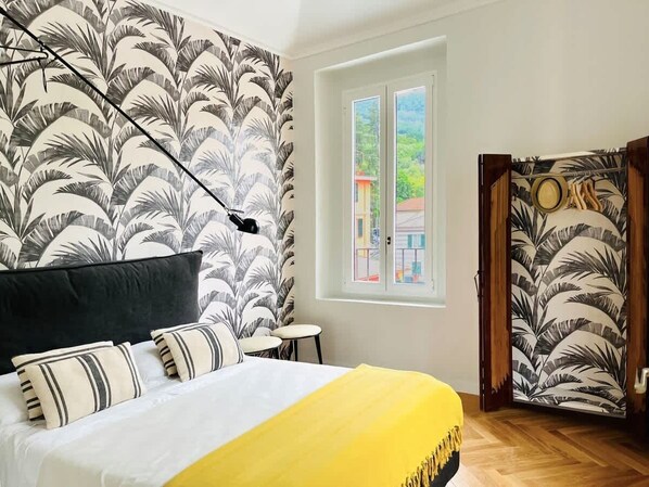 2 chambres, fer et planche à repasser, Wi-Fi, draps fournis