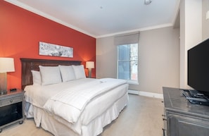 2 bedrooms, iron/ironing board, free WiFi