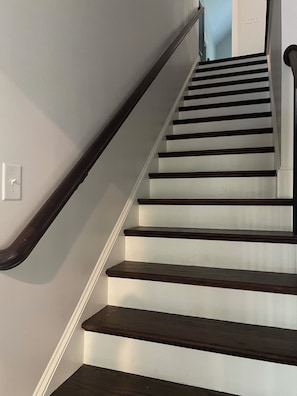 Interior - Loft in the Trees, Resort style outdoor pool/hot tub, washer/dryer pet friendly (Mooresville)