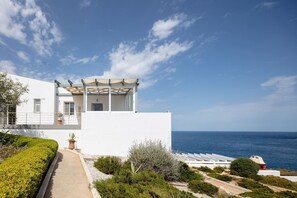 Exterior - Tersanas Seaside Villa (Chorafakia)