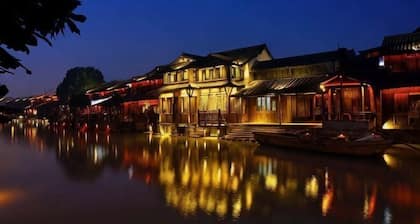Zhenshuiju Hotel (Wuzhen West Scenic Area Branch)