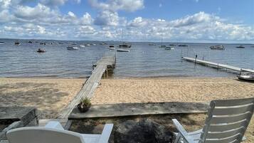 Villa, 4 Bedrooms | Property grounds