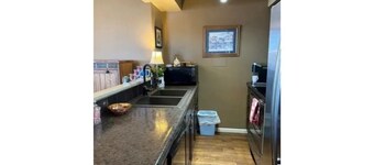 Grand Island Northside Condo 1B 1 Sofa bed W/D