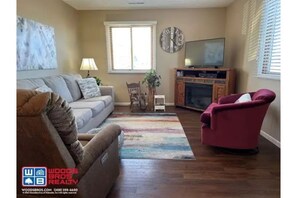 TV connectée, cheminée, services de streaming