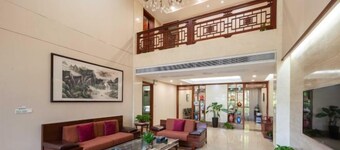 Taohuashan Ecological Garden Hotel