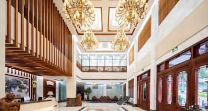 Taohuashan Ecological Garden Hotel