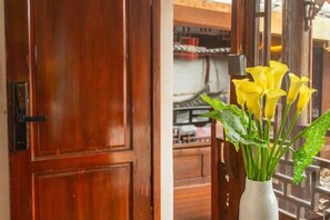 Room - Yihe Hotel (Lijiang)