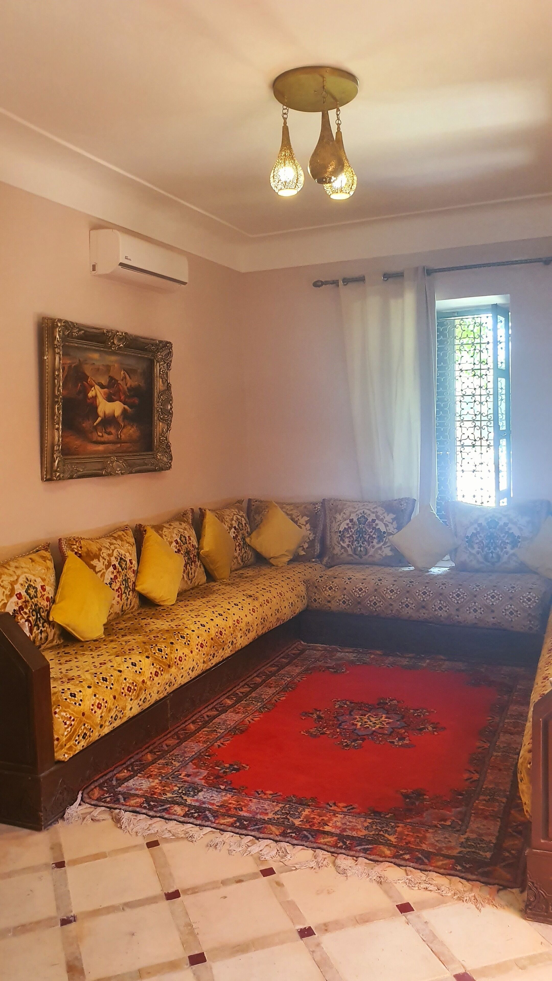 family house | egyptian cotton sheets, premium bedding, free minibar