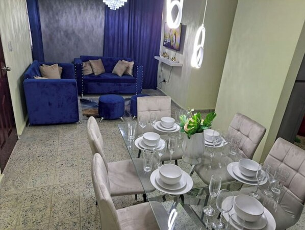 تناول الطعام