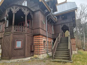 Apartment, Multiple Beds | Exterior - Exclusive 3- Bed Regal Apartment! (Solna)