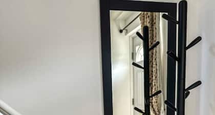 Comfy house in West Lothian - 10 min from the airport!