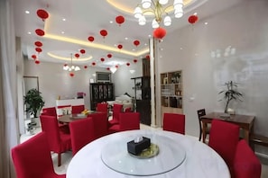 Dining - Chunshang Renjian Inn (Yushan)