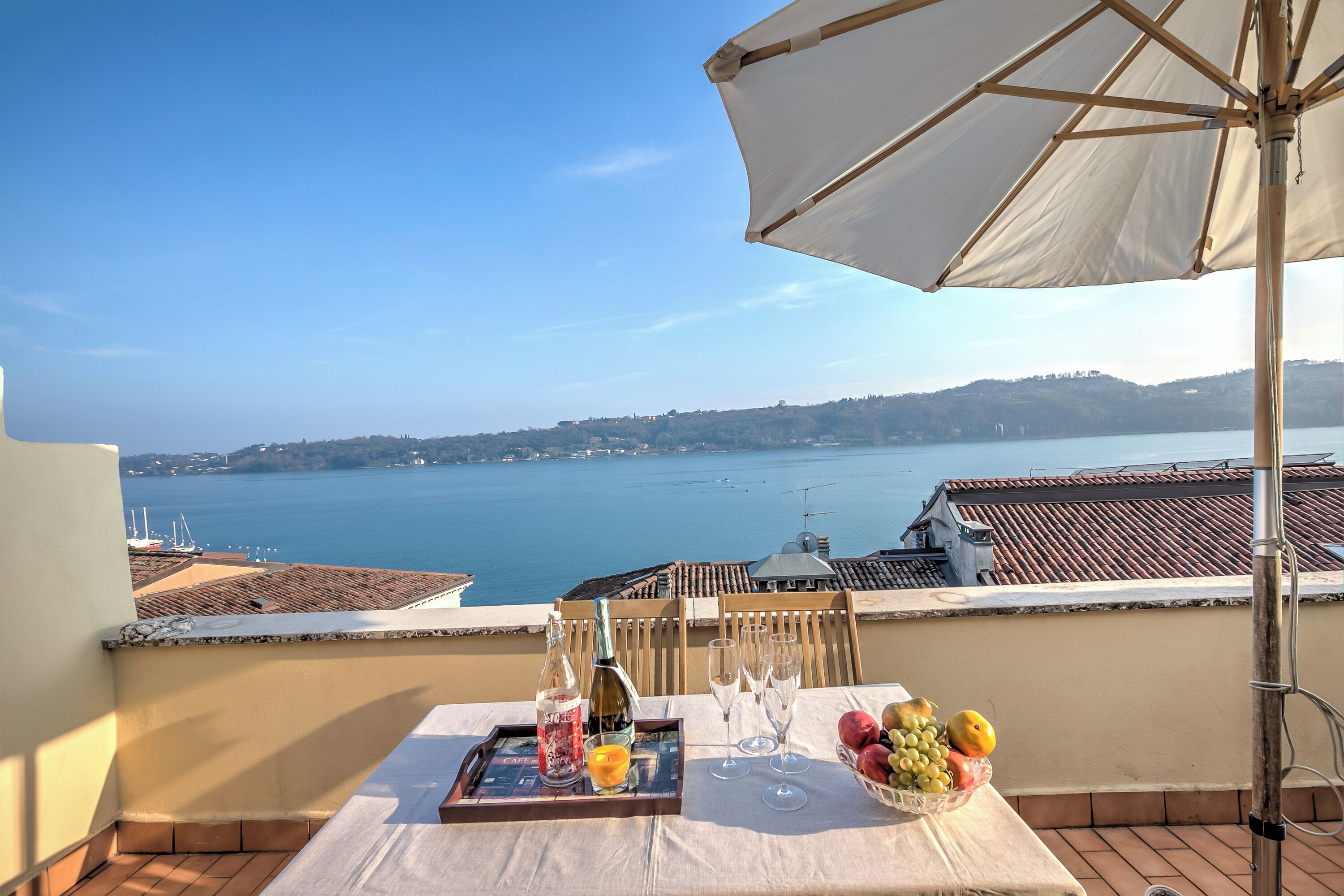 Family Apartment, Multiple Bedrooms (Laetitia Salò-Historic center near) | Outdoor dining