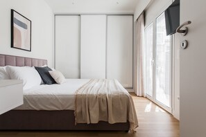 Departamento estándar | 3 habitaciones, escritorio y espacio para trabajar con laptop