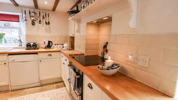 Fridge, dishwasher, electric kettle, toaster
