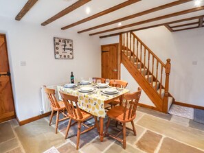 Dining - The Old Sweet Shop (Whitby)