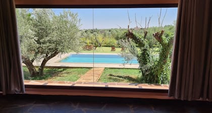 Luxury 3 BR Villa in Marrakesh With Private Pool, Marrakesh Villa 1000