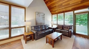 Apartment, 4 Schlafzimmer | Wohnbereich