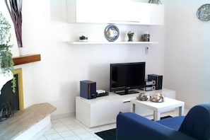TV